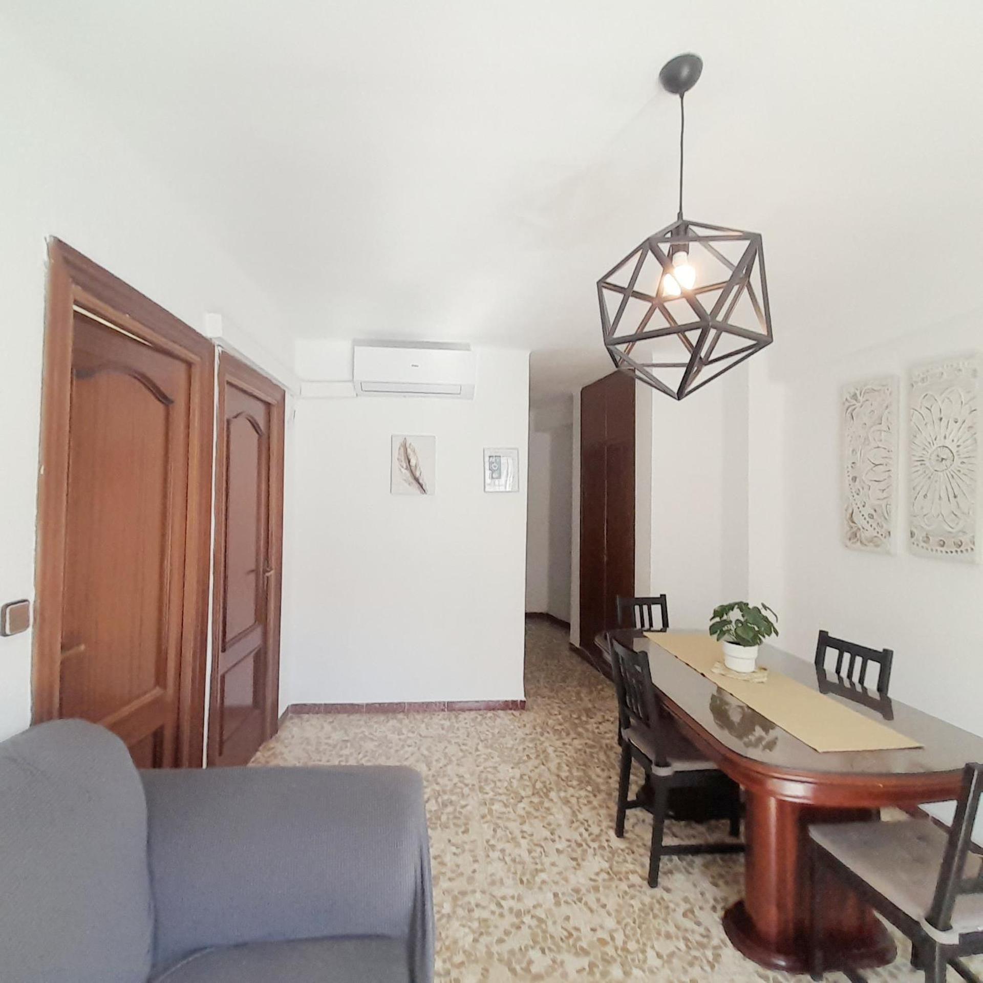 Appartamento En El Centro Amplio Y Confortable *